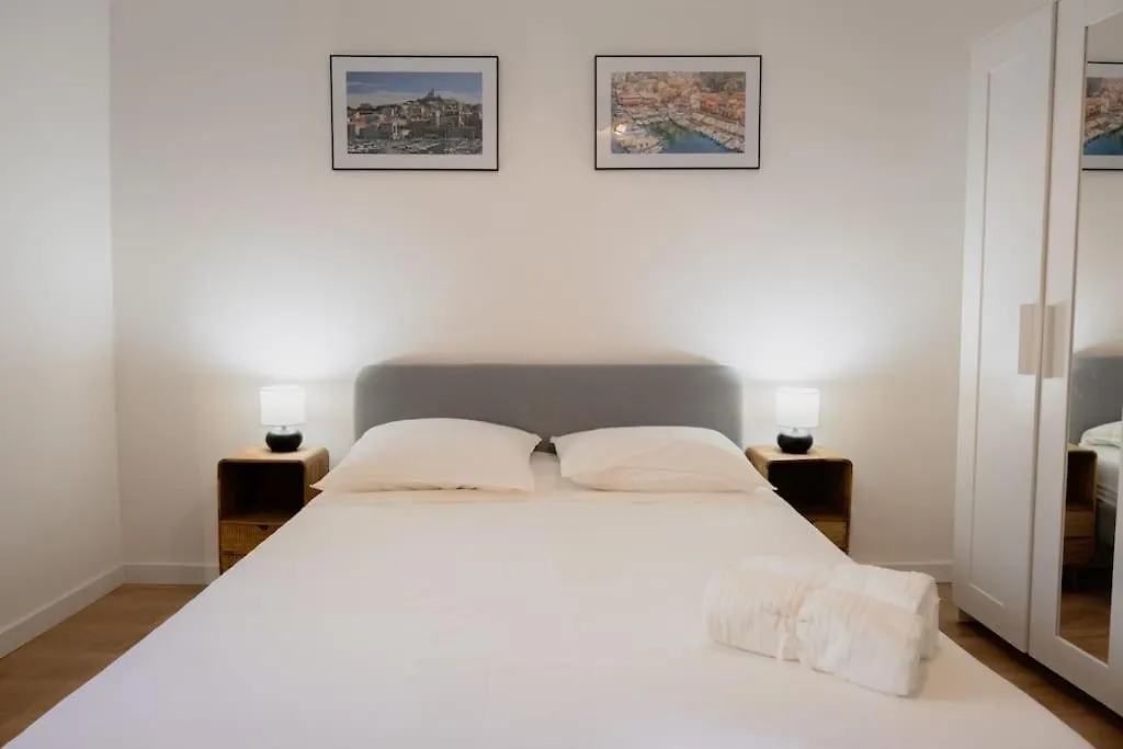 Appartement Le Lenche -Au Coeur Du Panier Proche Vieux-Port à Marseille France